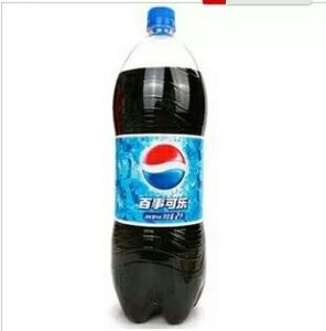 百事可乐碳酸饮料2L